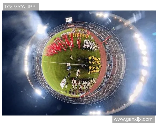 足球明星庆功宴盛况空前球迷欢呼声中共享荣耀时刻 足球明星庆功宴盛况空前球迷欢呼声中共享荣耀时刻